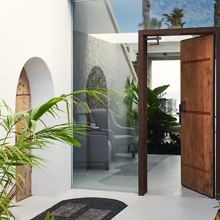 Willa Kamezi Boutique