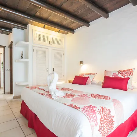 Villa Kamezi Boutique *