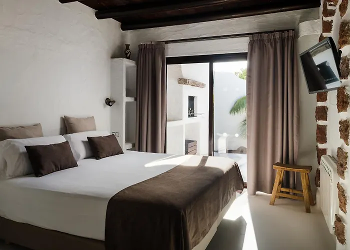 Kamezi Boutique Villa *